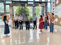 万州区政协来足考察